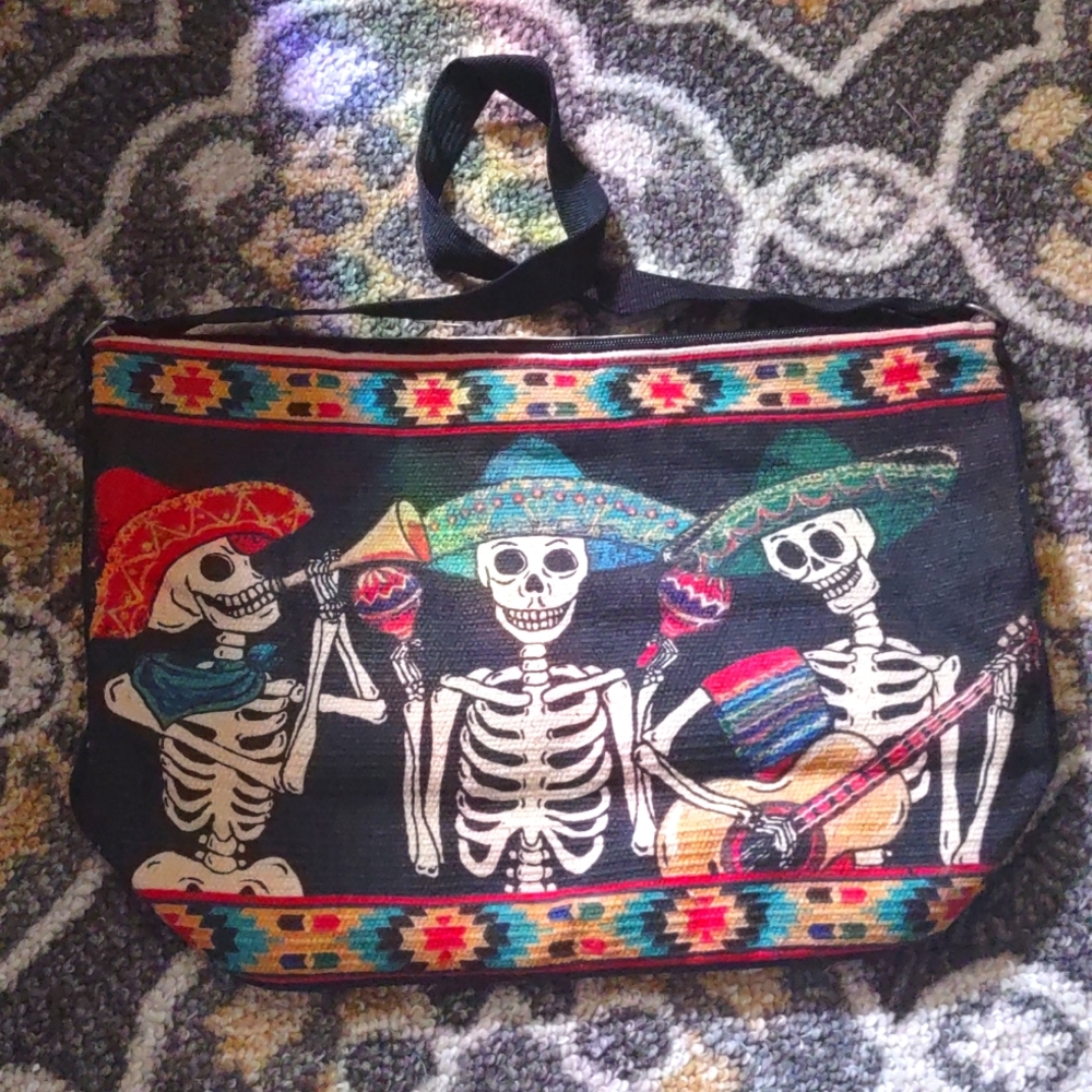 Macabre Mariachi musician skeleton bag💀🇲🇽